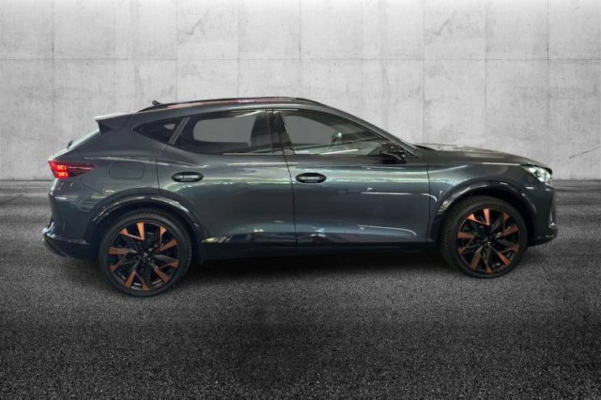 Cupra Formentor 1.5 e-hybrid VZ Extreme 272cv dsg (5)