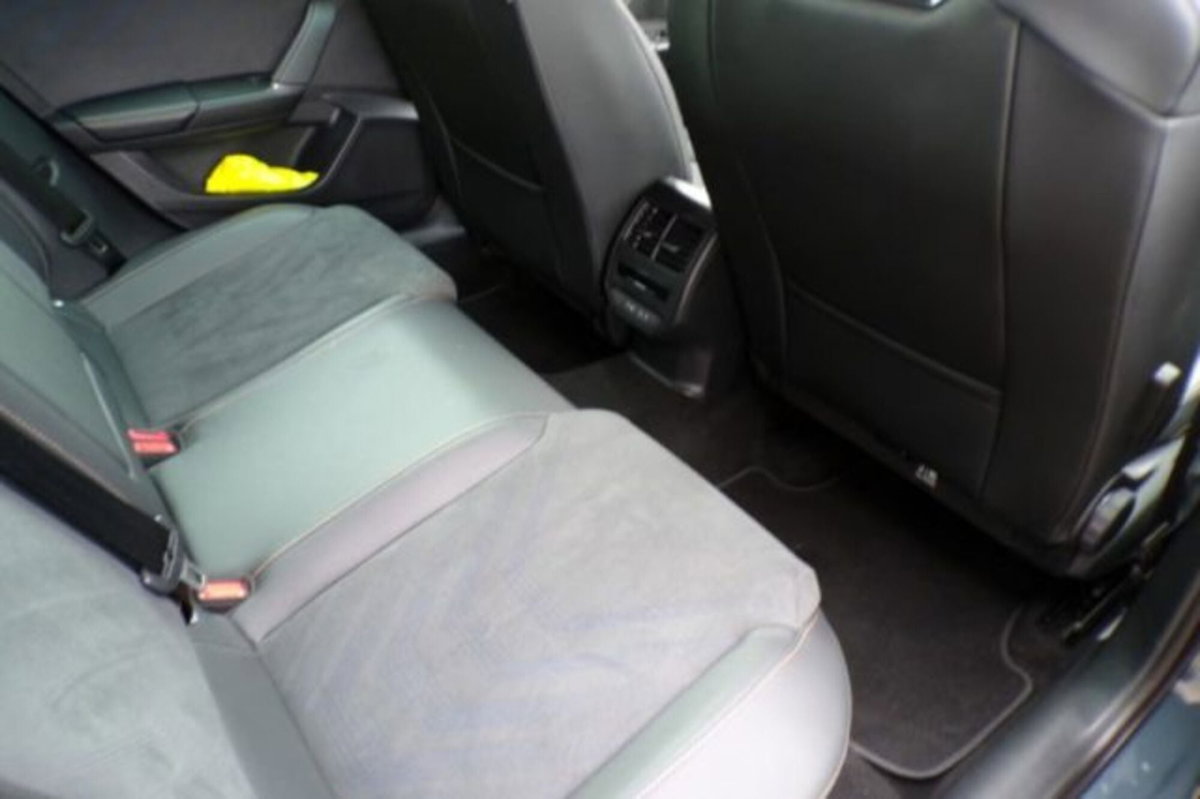 Cupra Formentor 1.5 e-hybrid VZ Extreme 272cv dsg (8)