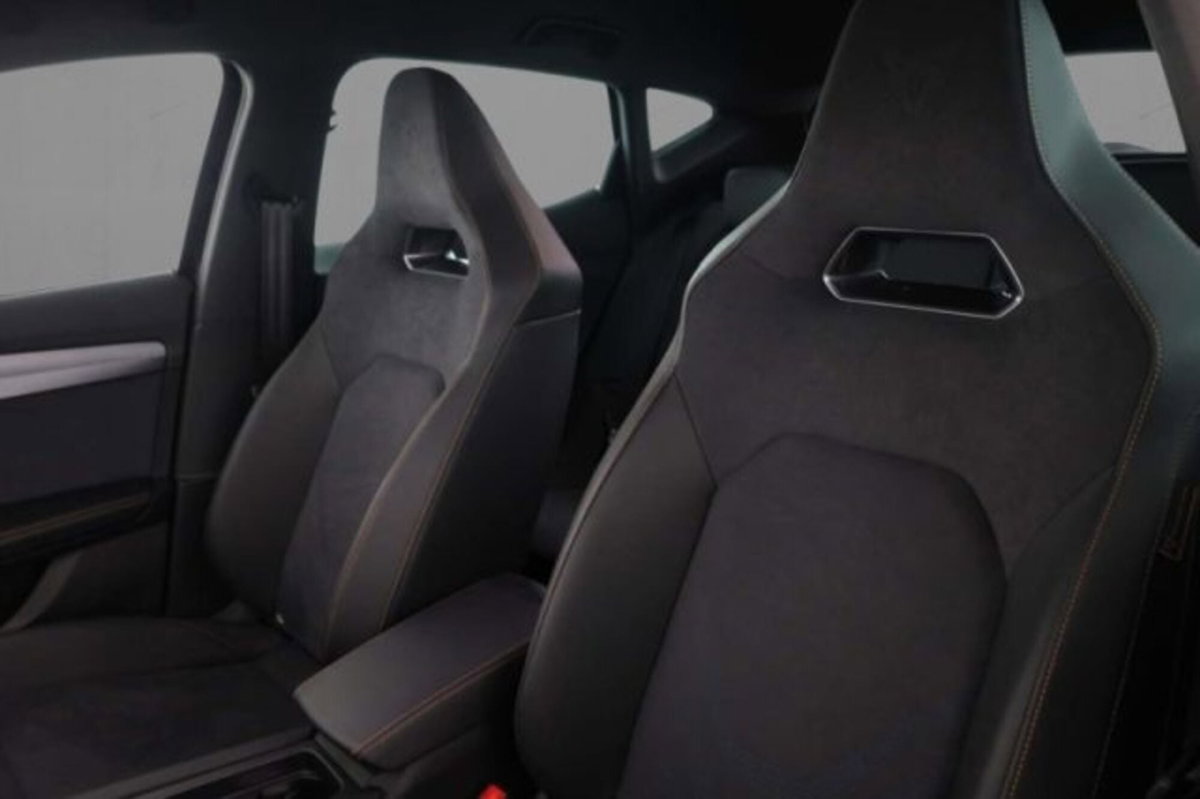 Cupra Formentor 1.5 e-hybrid VZ Extreme 272cv dsg (7)