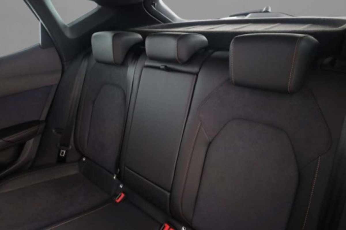 Cupra Formentor 1.5 e-hybrid VZ Extreme 272cv dsg (8)