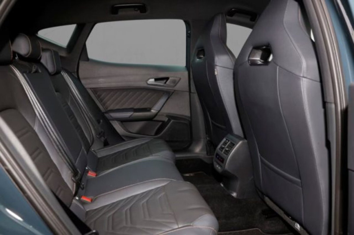 Cupra Formentor 1.5 e-hybrid VZ Extreme 272cv dsg (6)