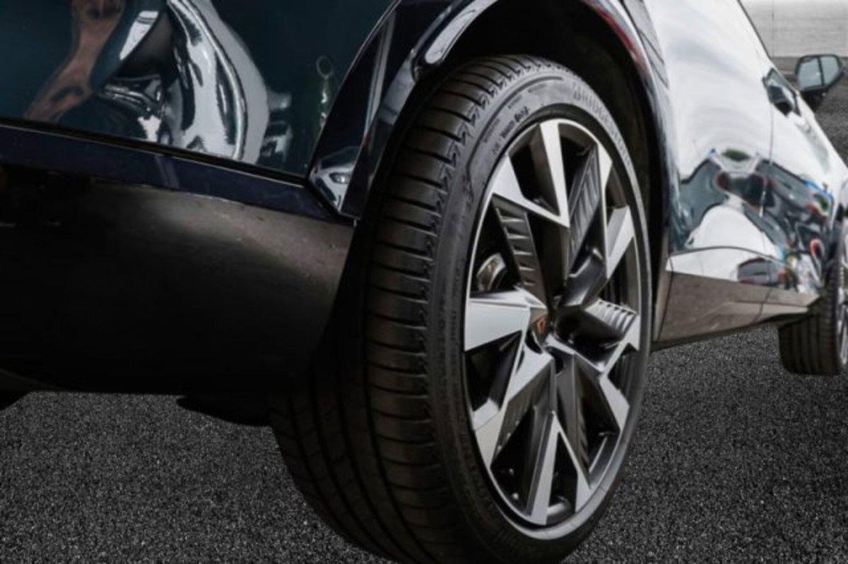 Cupra Formentor 1.5 e-hybrid VZ Extreme 272cv dsg (8)