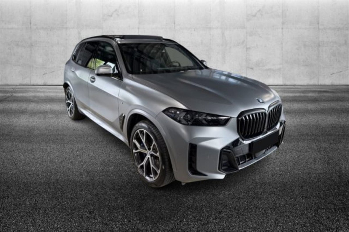 BMW X5 xDrive30d 48V Msport (2)