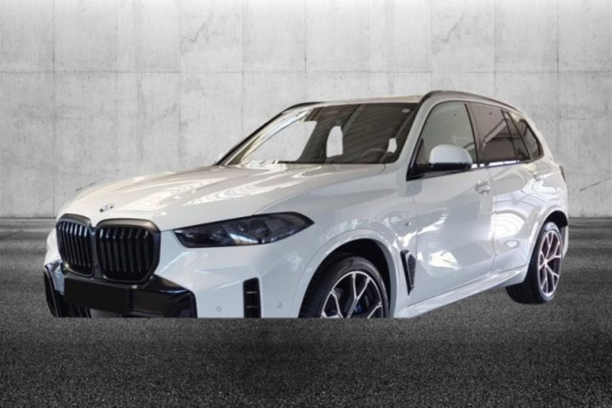 BMW X5 xDrive30d 48V Msport (2)