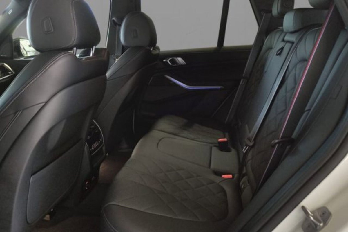 BMW X5 xDrive30d 48V Msport (7)