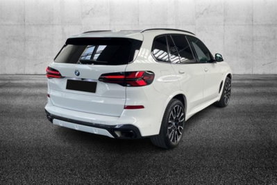BMW X5 xDrive30d 48V Msport (2)