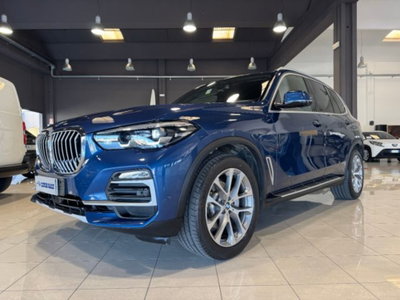 BMW X5 xDrive30d xLine usata