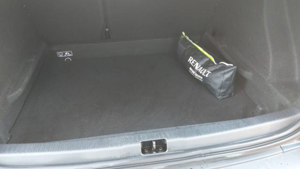 Renault Clio Sporter dCi 8V 75 CV Business (15)