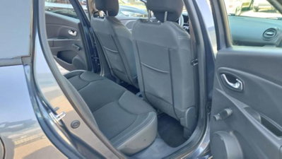 Renault Clio Sporter dCi 8V 75 CV Business (19)