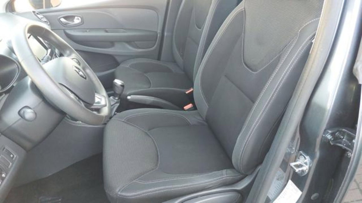Renault Clio Sporter dCi 8V 75 CV Business (7)