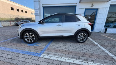 Kia Stonic 1.0 t-gdi Style (2)