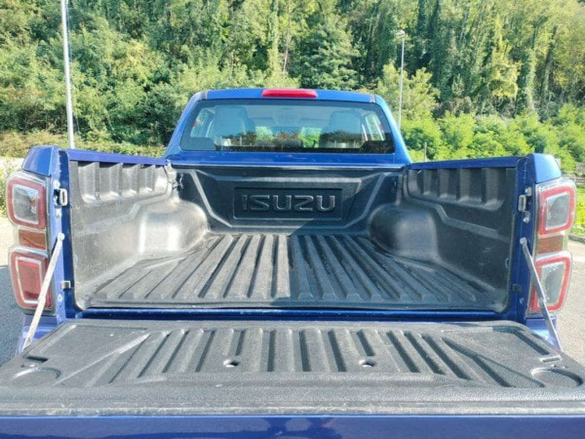 Isuzu D-Max Pick-up 1.9 crew N60 Nitro Sport 4x4 auto (9)