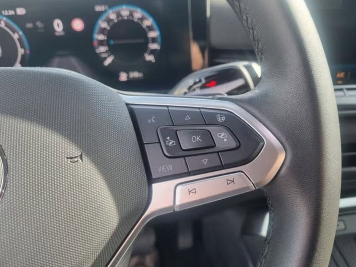 Volkswagen T-Roc 1.5 etsi Life 115cv dsg (13)