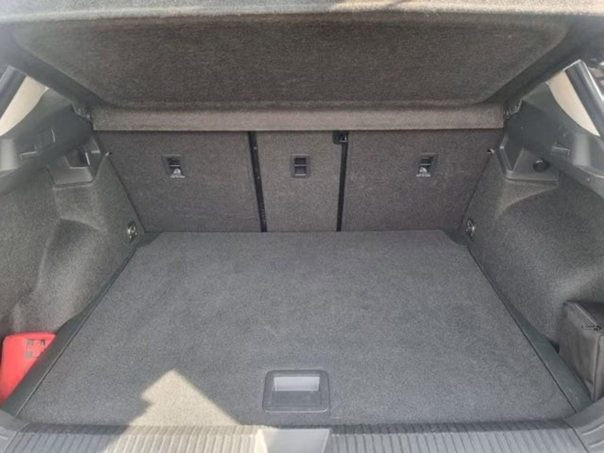 Volkswagen T-Roc 1.5 etsi Life 115cv dsg (16)