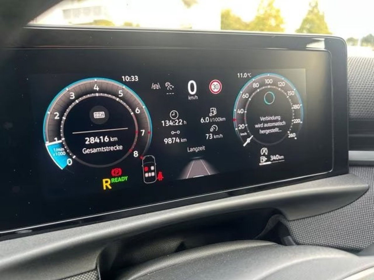 Volkswagen T-Roc 1.5 etsi Life 115cv dsg (9)