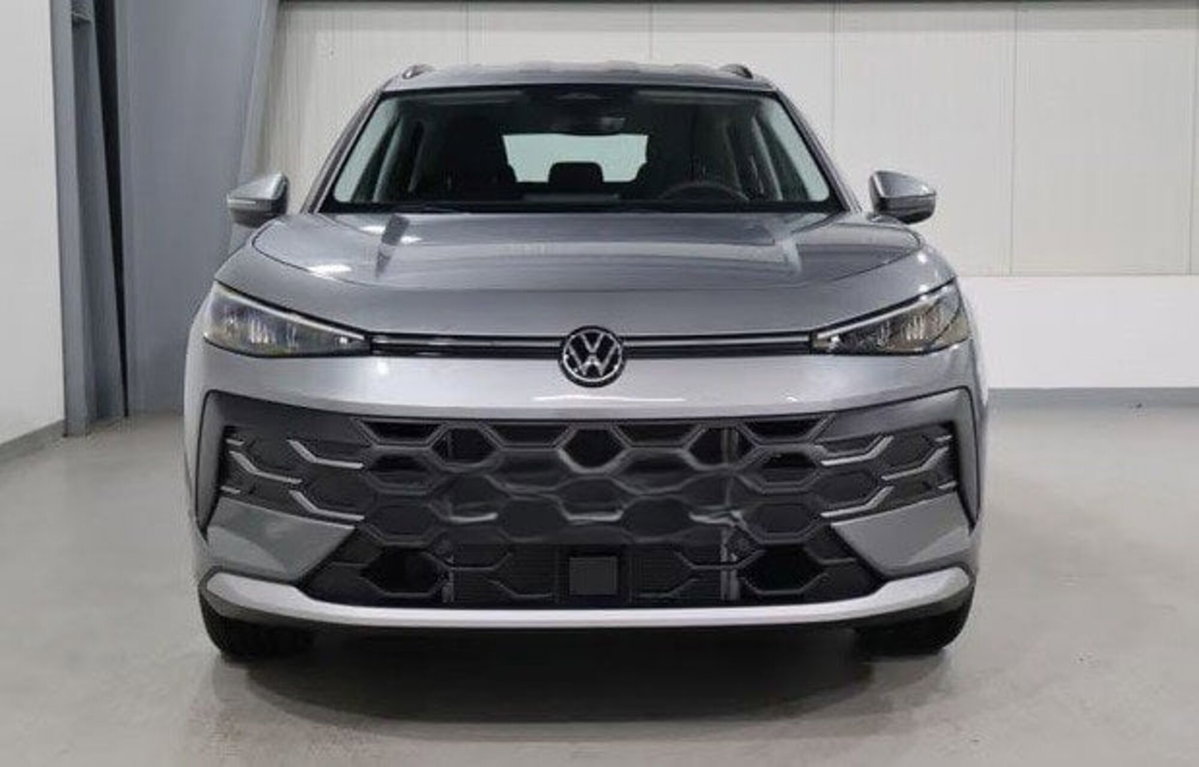 Volkswagen T-Roc 1.5 etsi Style 115cv dsg (2)