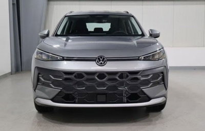 Volkswagen T-Roc 1.5 etsi Style 115cv dsg (2)