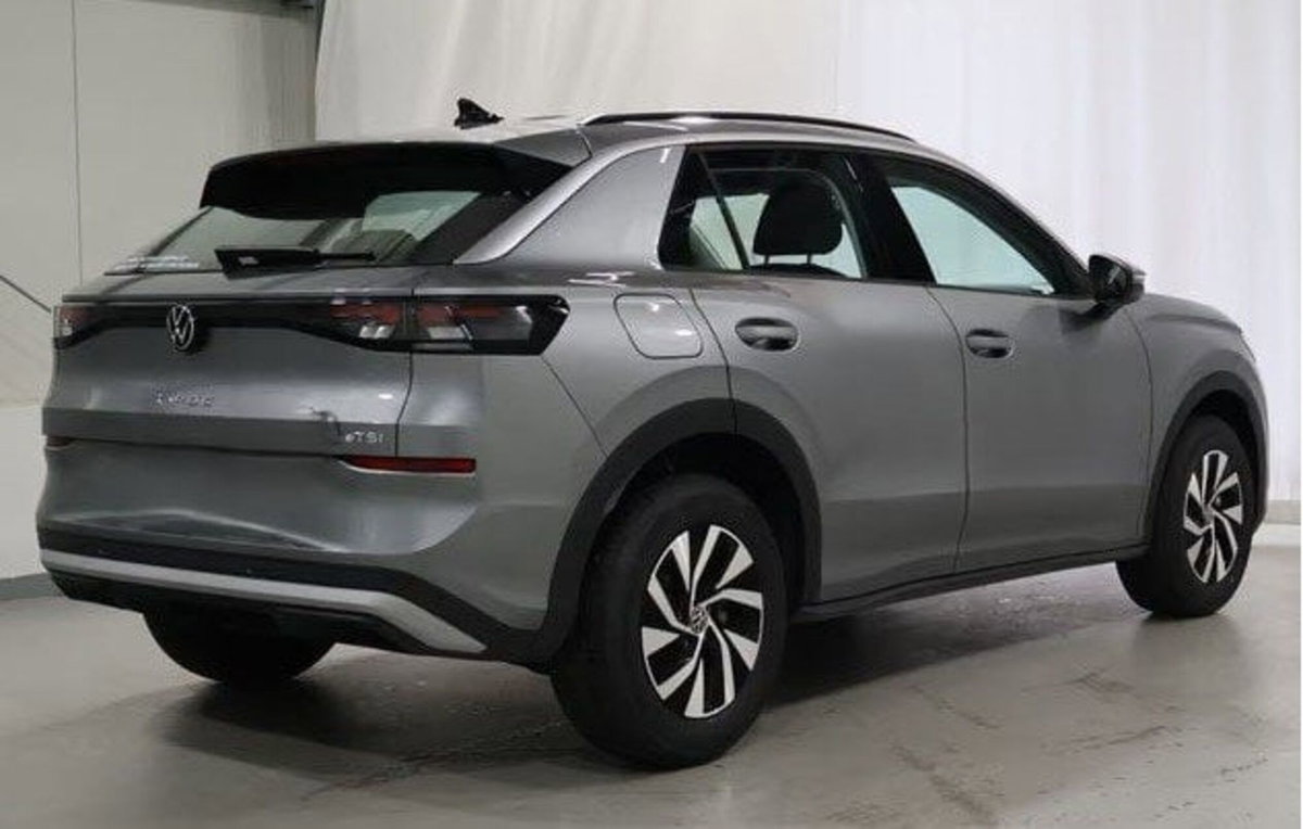 Volkswagen T-Roc 1.5 etsi Style 115cv dsg (3)