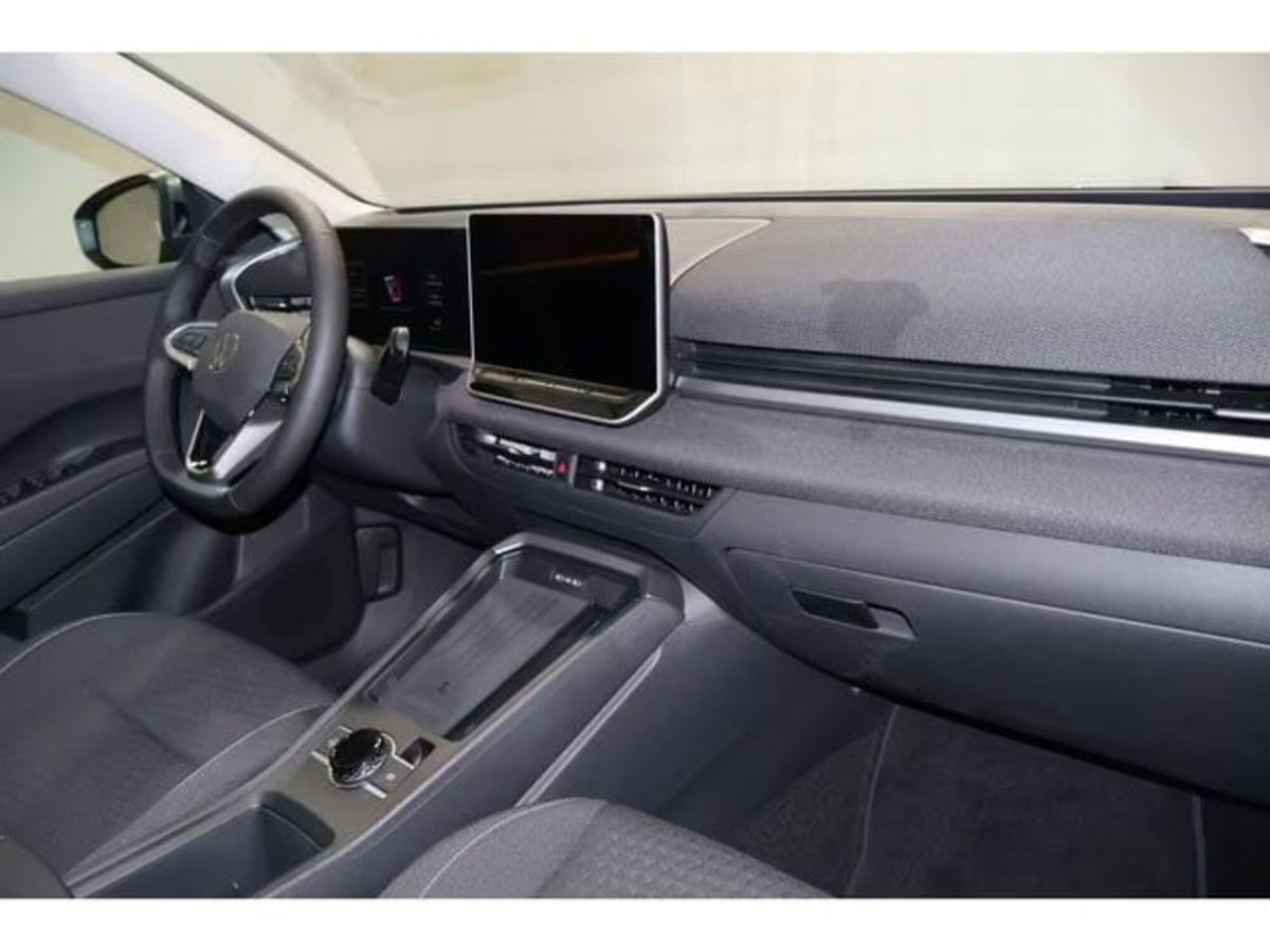 Volkswagen T-Roc 1.5 etsi Style 115cv dsg (8)
