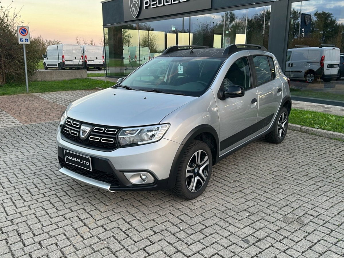 Dacia Sandero Stepway 1.5 Blue dCi 95CV 15th Anniversary (3)