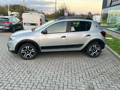 Dacia Sandero Stepway 1.5 Blue dCi 95CV 15th Anniversary (4)