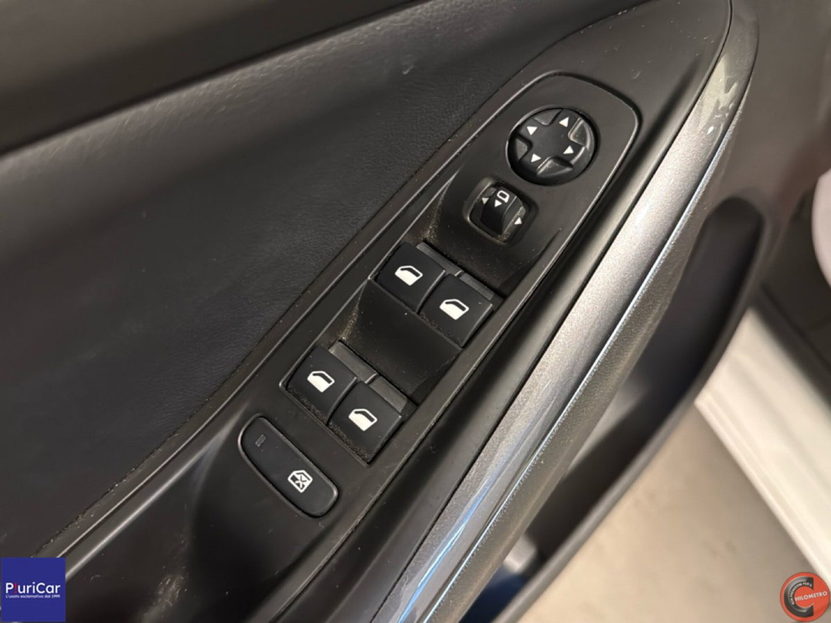Opel Grandland X 1.6 Turbo 180 CV Start&Stop aut. Innovation (19)