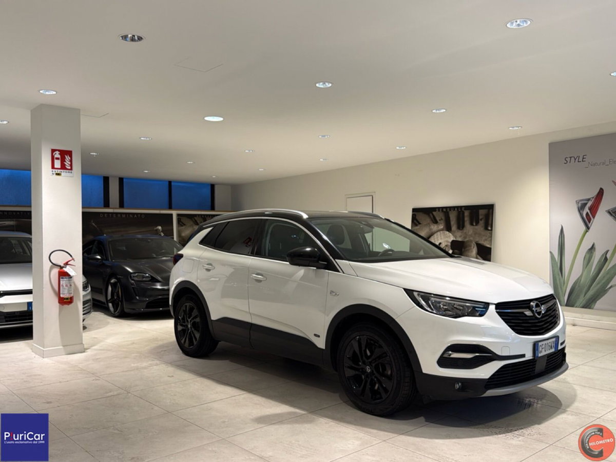 Opel Grandland X 1.6 Turbo 180 CV Start&Stop aut. Innovation (2)