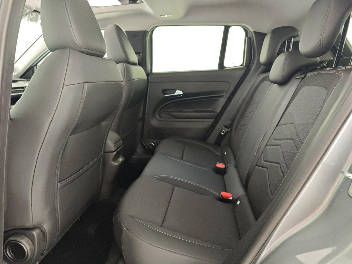 Jeep Avenger full-electric Summit fwd 156cv auto (13)