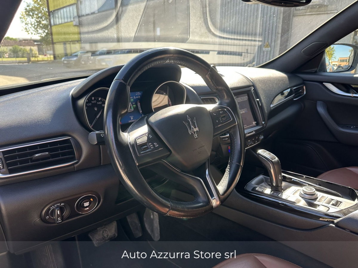 Maserati Levante Levante V6 Diesel AWD Granlusso (11)