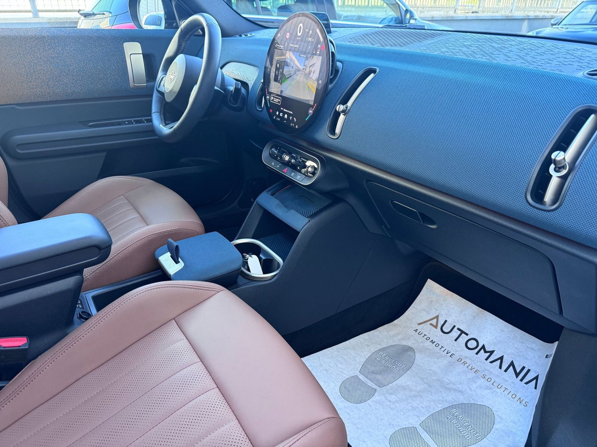 MINI Mini Countryman E Favoured (17)