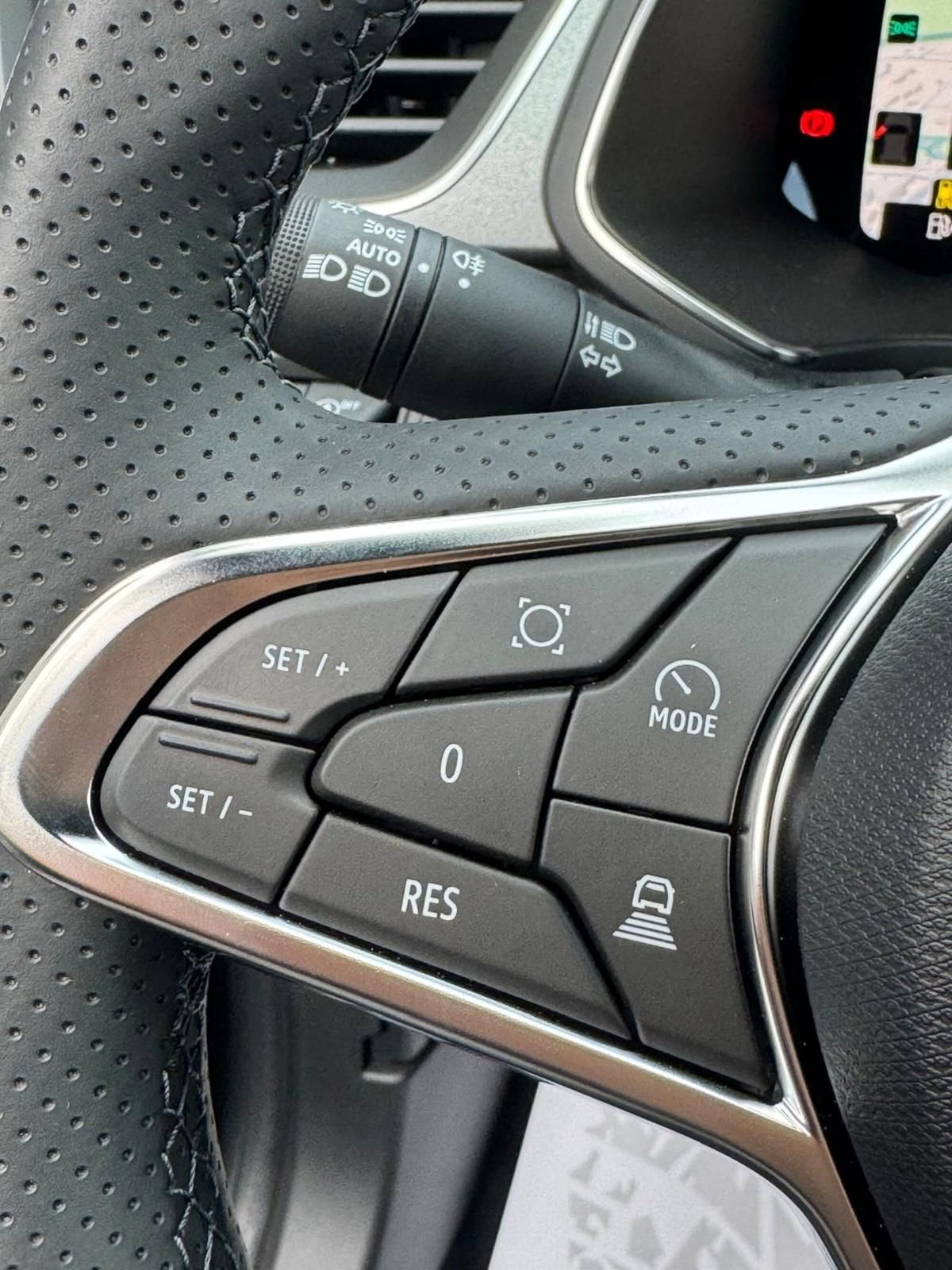 Renault Captur 1.2 eco-g Techno 120cv (15)