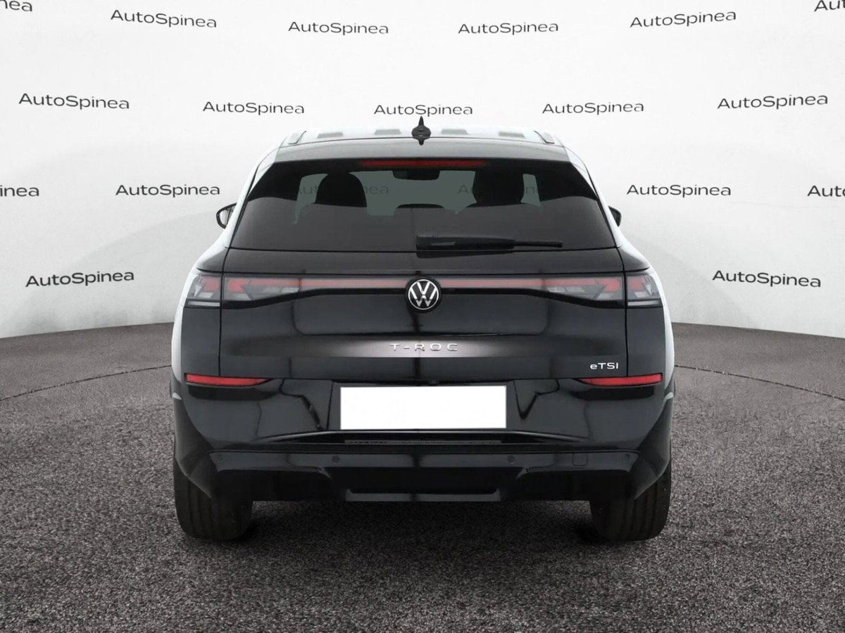 Volkswagen T-Roc 1.5 etsi R-Line 150cv dsg (5)