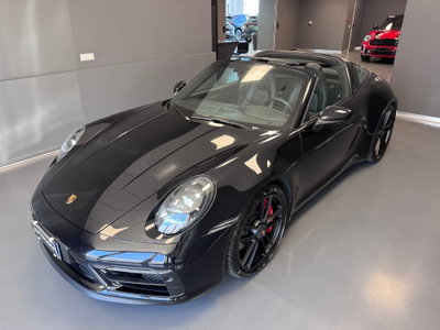 Porsche 911 Cabrio Targa 3.0 4 GTS (10)