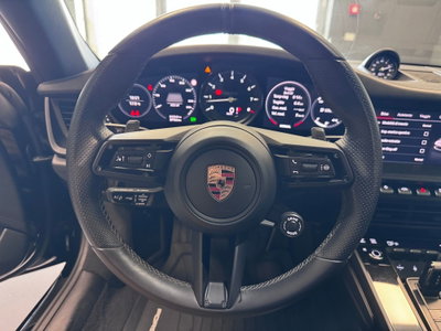 Porsche 911 Cabrio Targa 3.0 4 GTS (11)