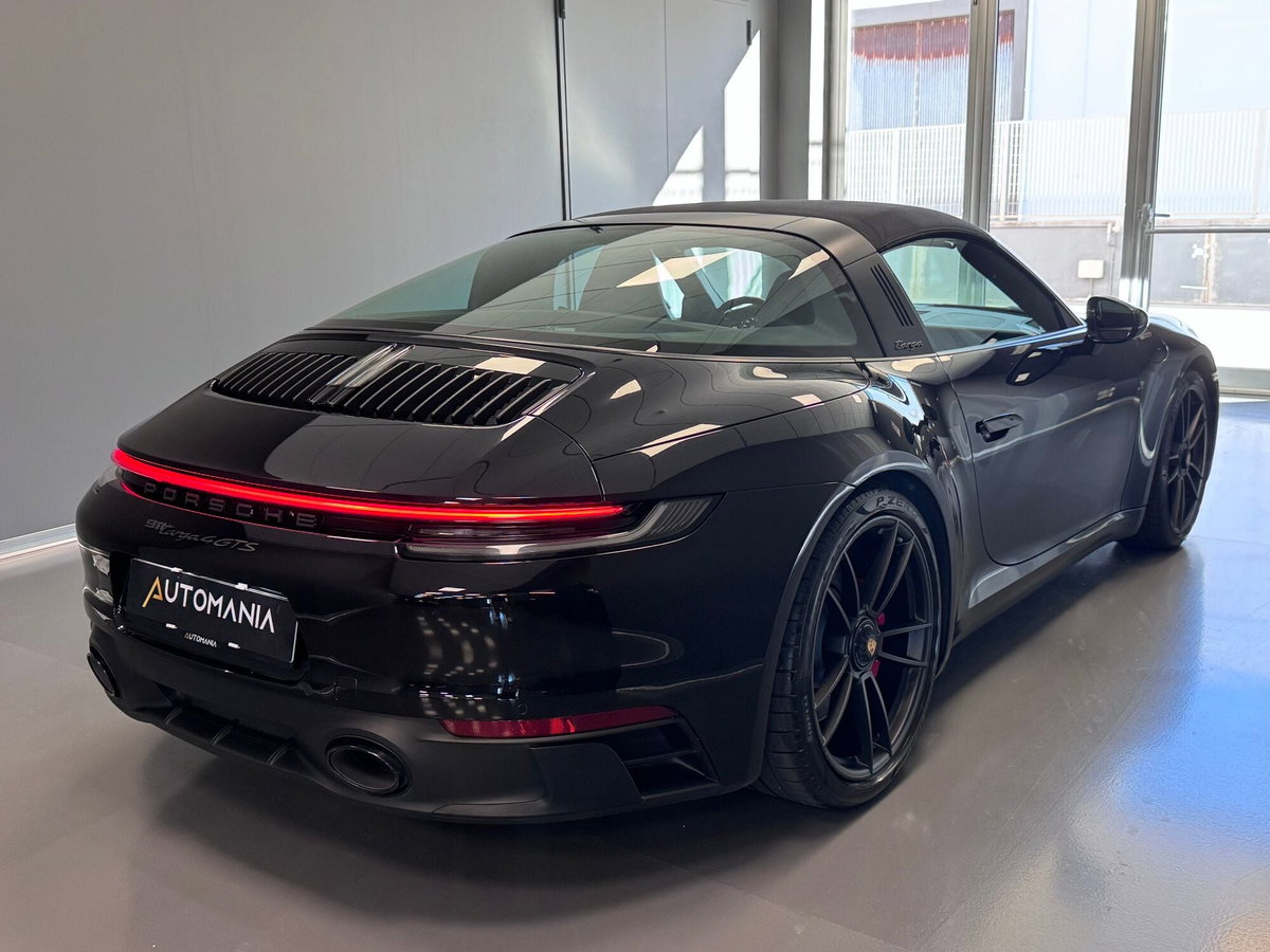 Porsche 911 Cabrio Targa 3.0 4 GTS (12)