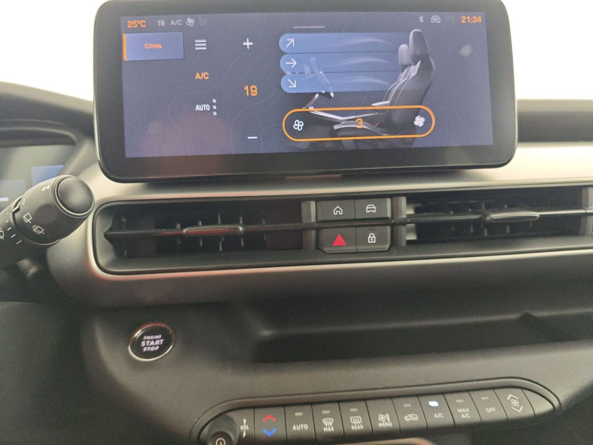 Jeep Avenger 1.2 turbo Summit fwd 100cv (11)