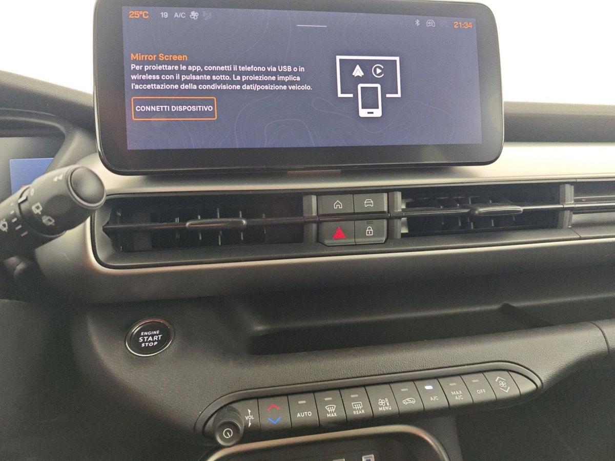 Jeep Avenger 1.2 turbo Summit fwd 100cv (12)