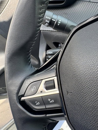 Peugeot 208 PureTech 100 Stop&Start 5 porte Allure (12)