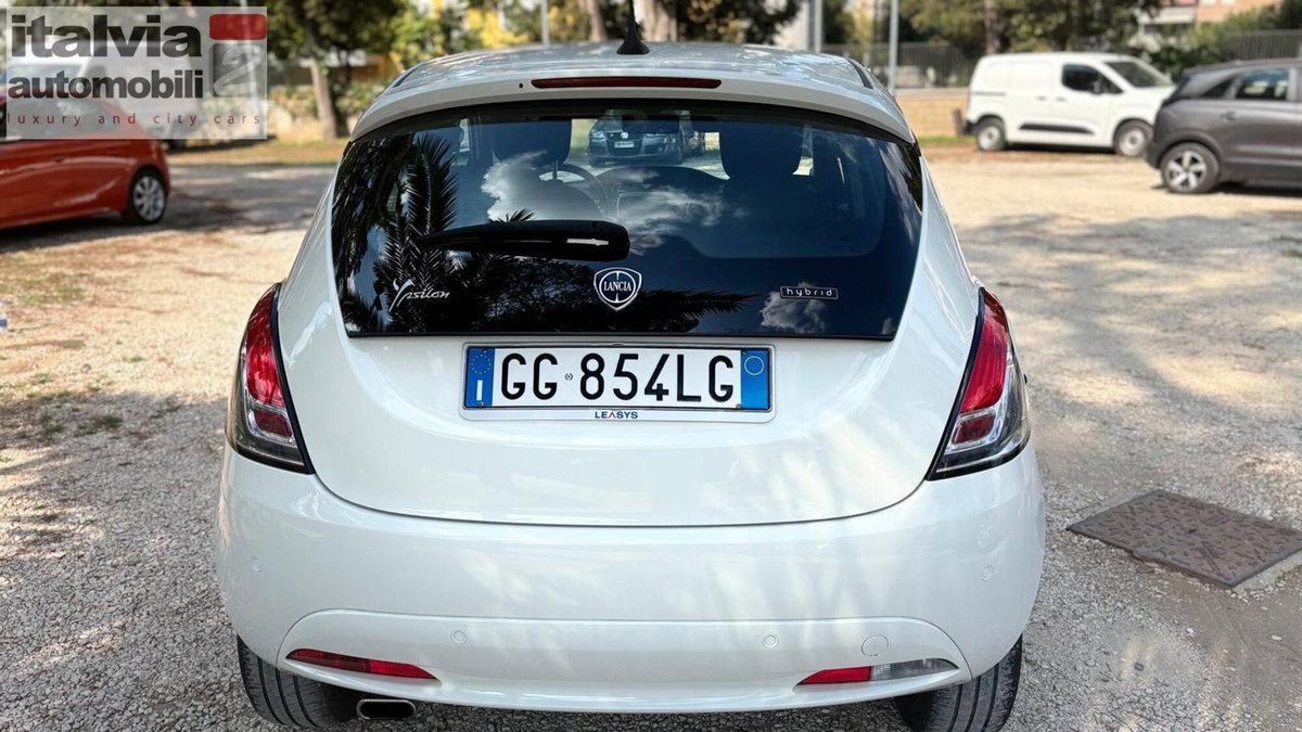 Lancia Ypsilon 1.0 FireFly 5 porte S&S Hybrid Gold Plus (4)