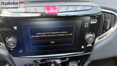 Lancia Ypsilon 1.0 FireFly 5 porte S&S Hybrid Gold Plus (9)