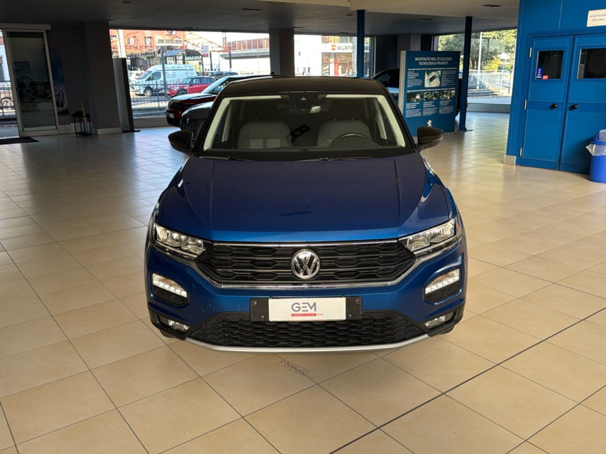 Volkswagen T-Roc 1.0 tsi Style 115cv (7)