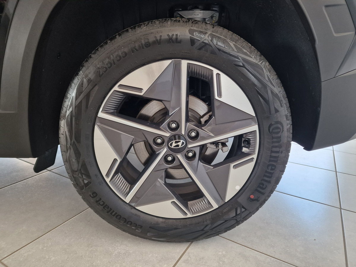 Hyundai Tucson 1.6 hev Business 2wd 239cv auto (6)