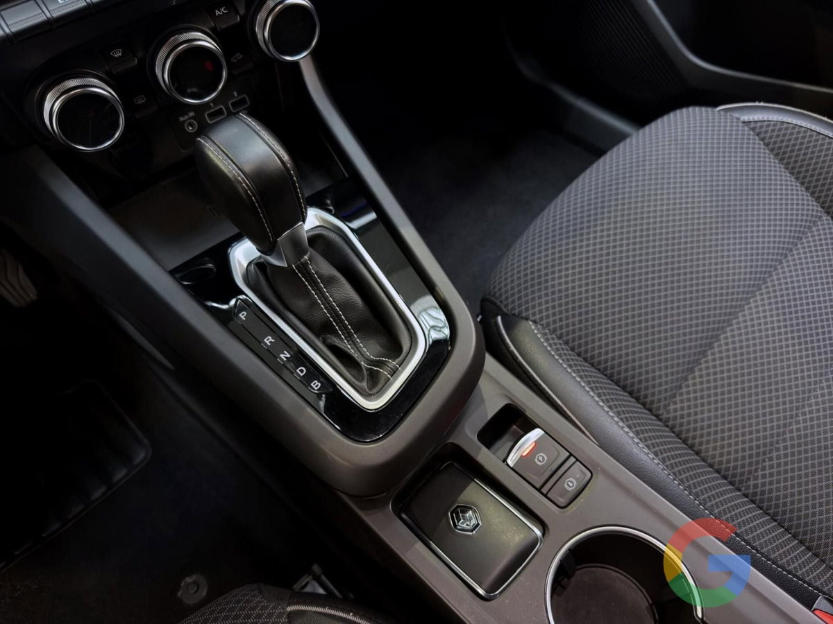 Renault Arkana Hybrid E-Tech 145 CV Techno (11)