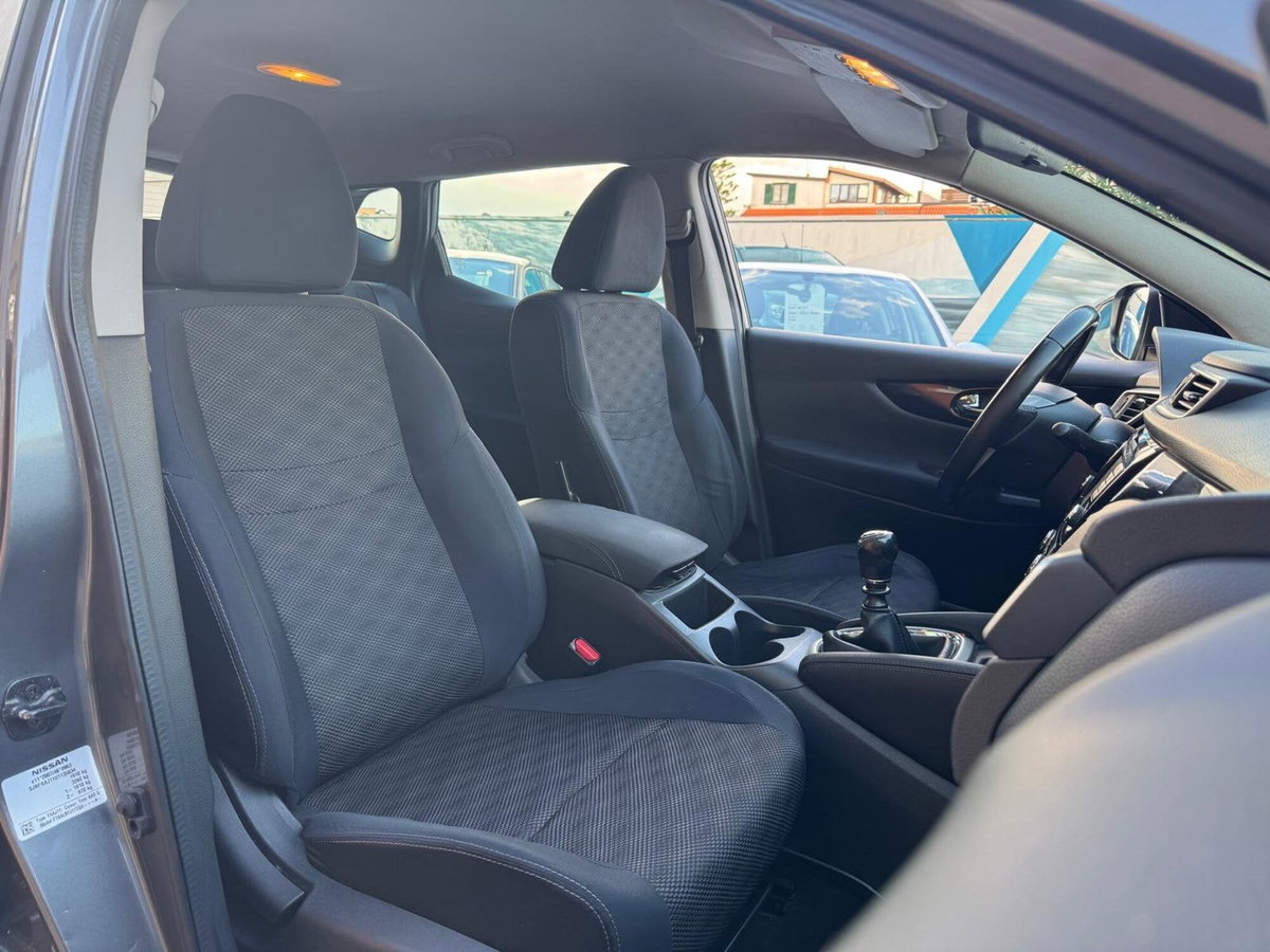 Nissan Qashqai 1.5 dCi Acenta (10)