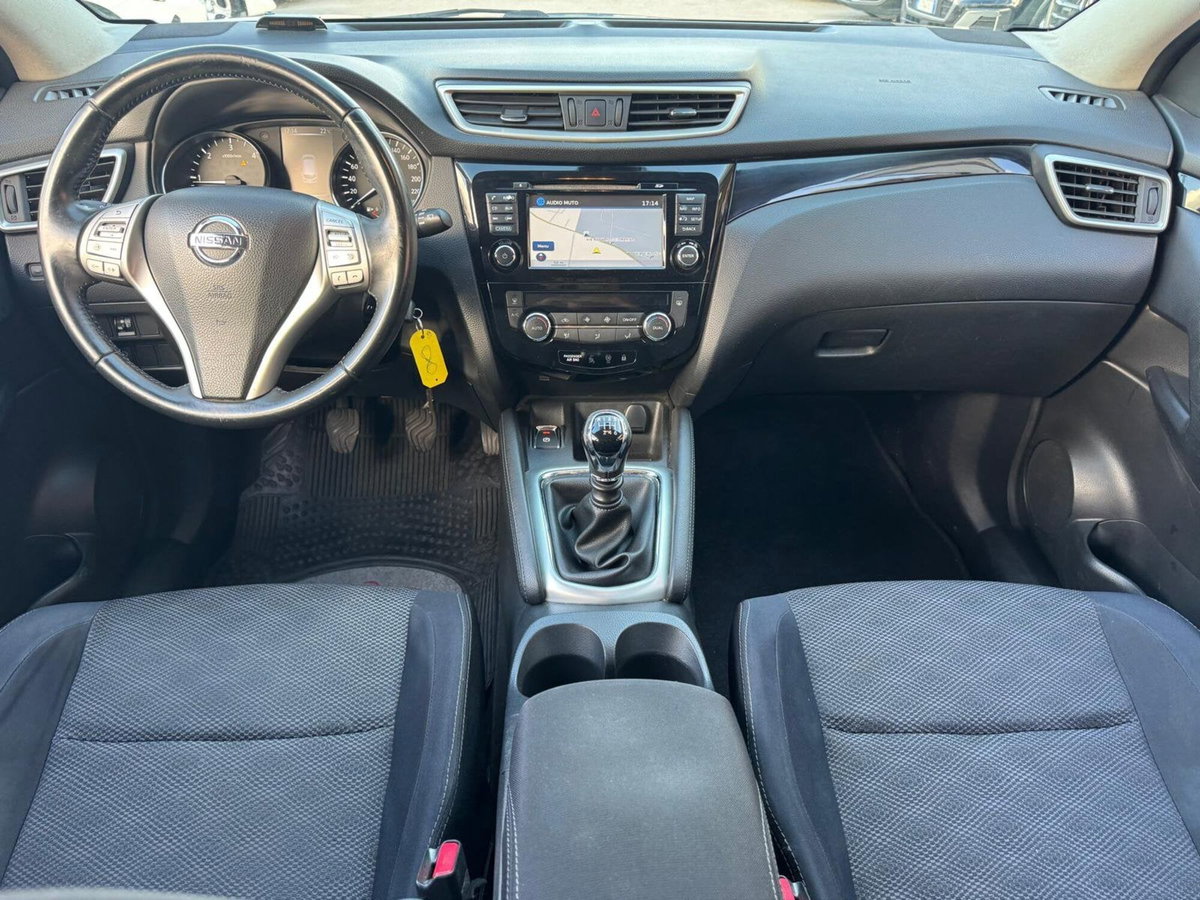 Nissan Qashqai 1.5 dCi Acenta (12)