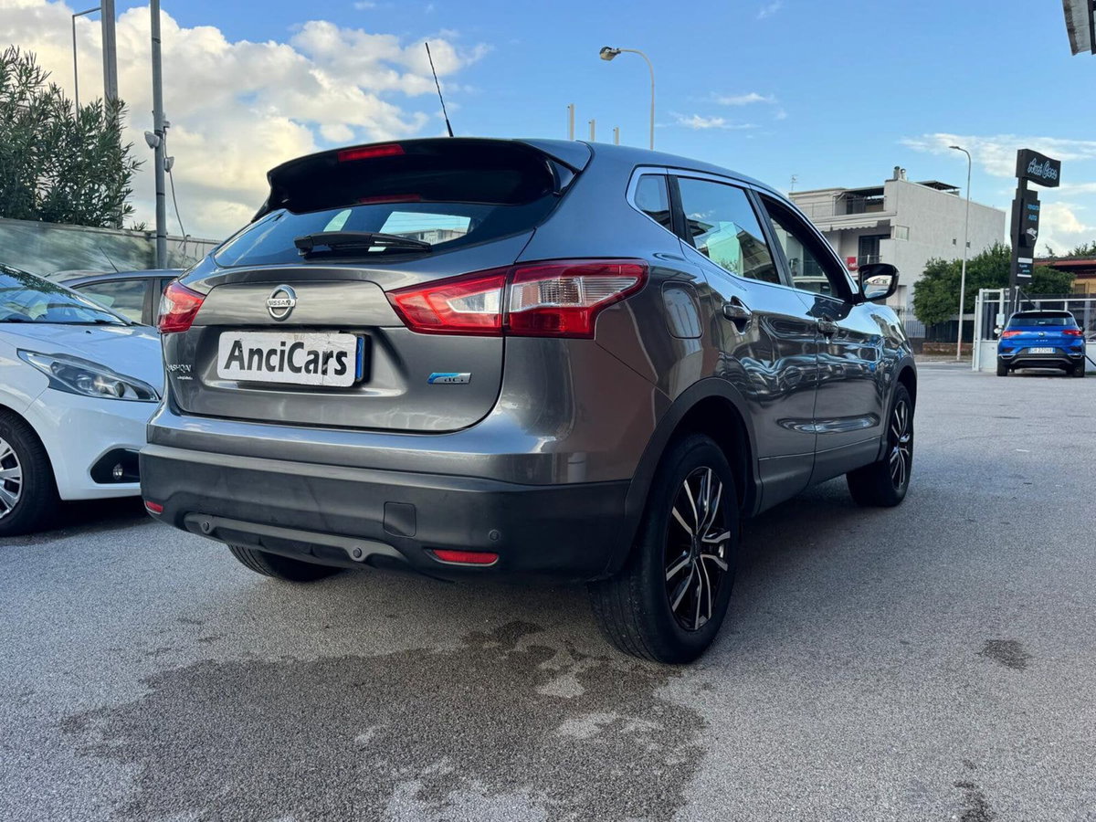 Nissan Qashqai 1.5 dCi Acenta (17)