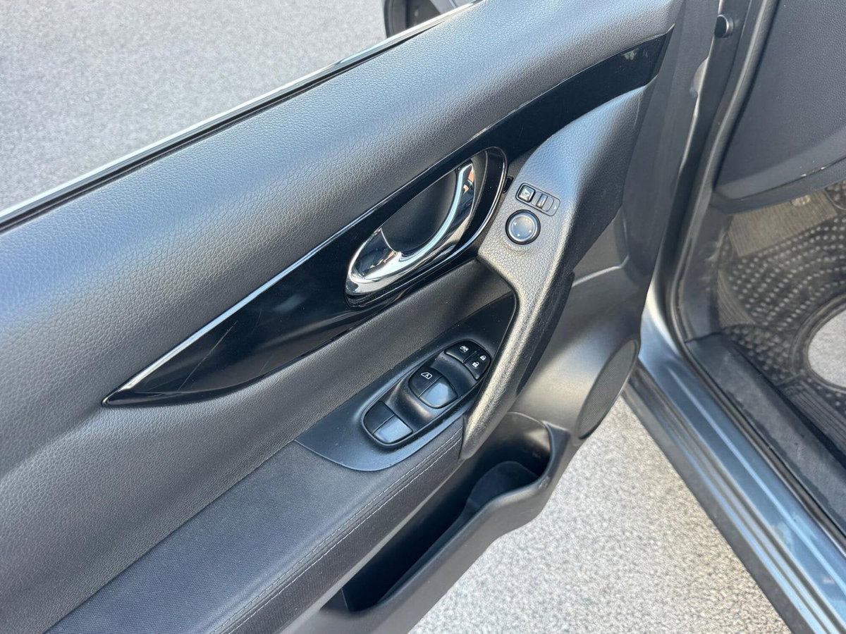 Nissan Qashqai 1.5 dCi Acenta (4)