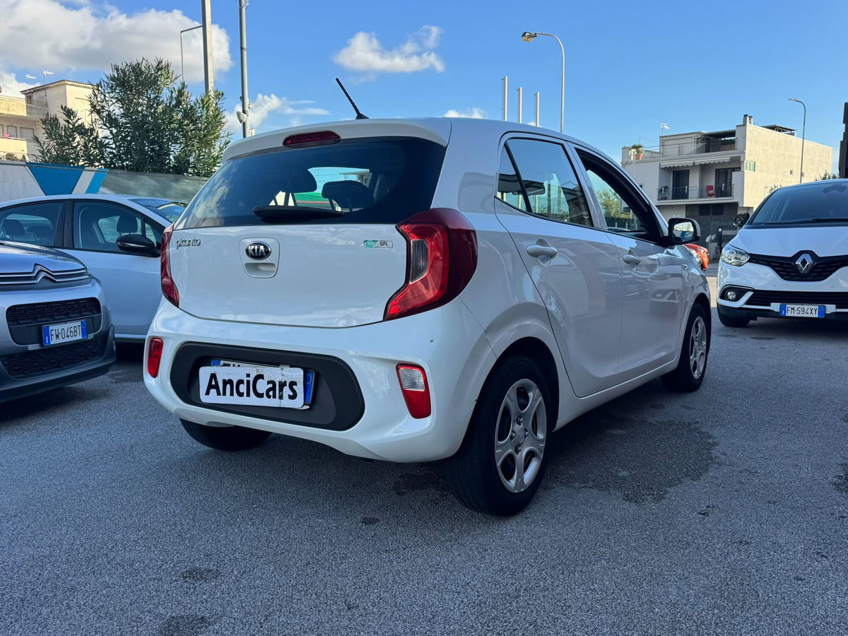 Kia Picanto 1.0 12V GPL 5 porte Style (16)