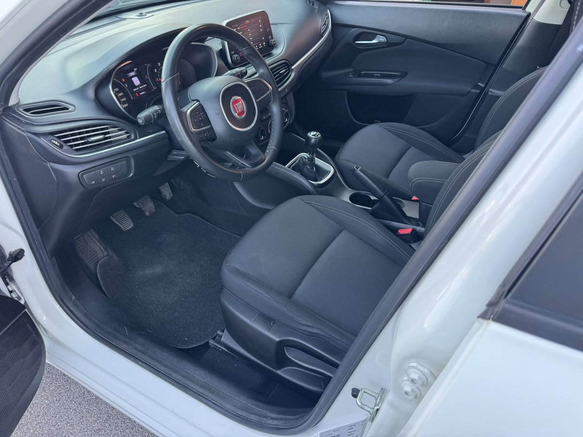 Fiat Tipo Tipo 1.6 Mjt S&S 5 porte Easy (5)