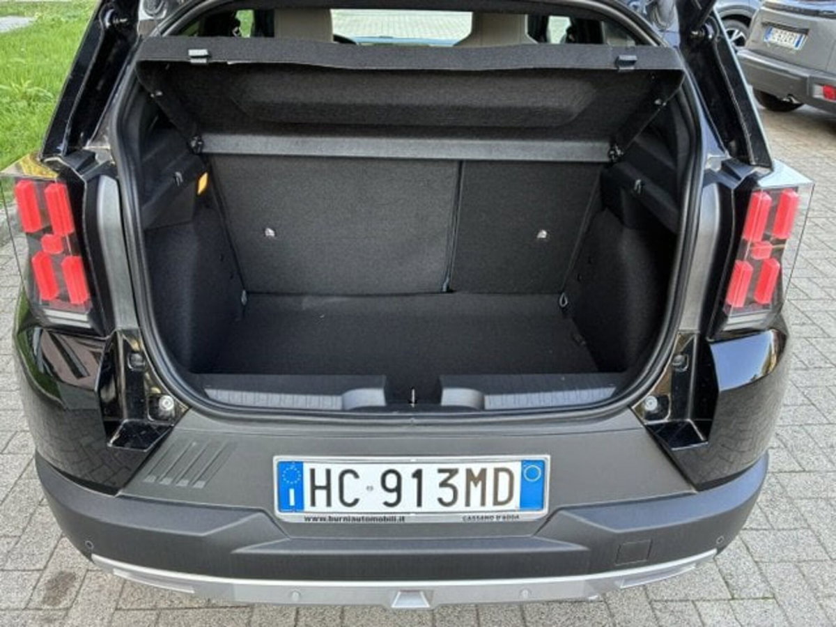 Fiat Grande Panda 1.2 hybrid La Prima 110cv edct (15)